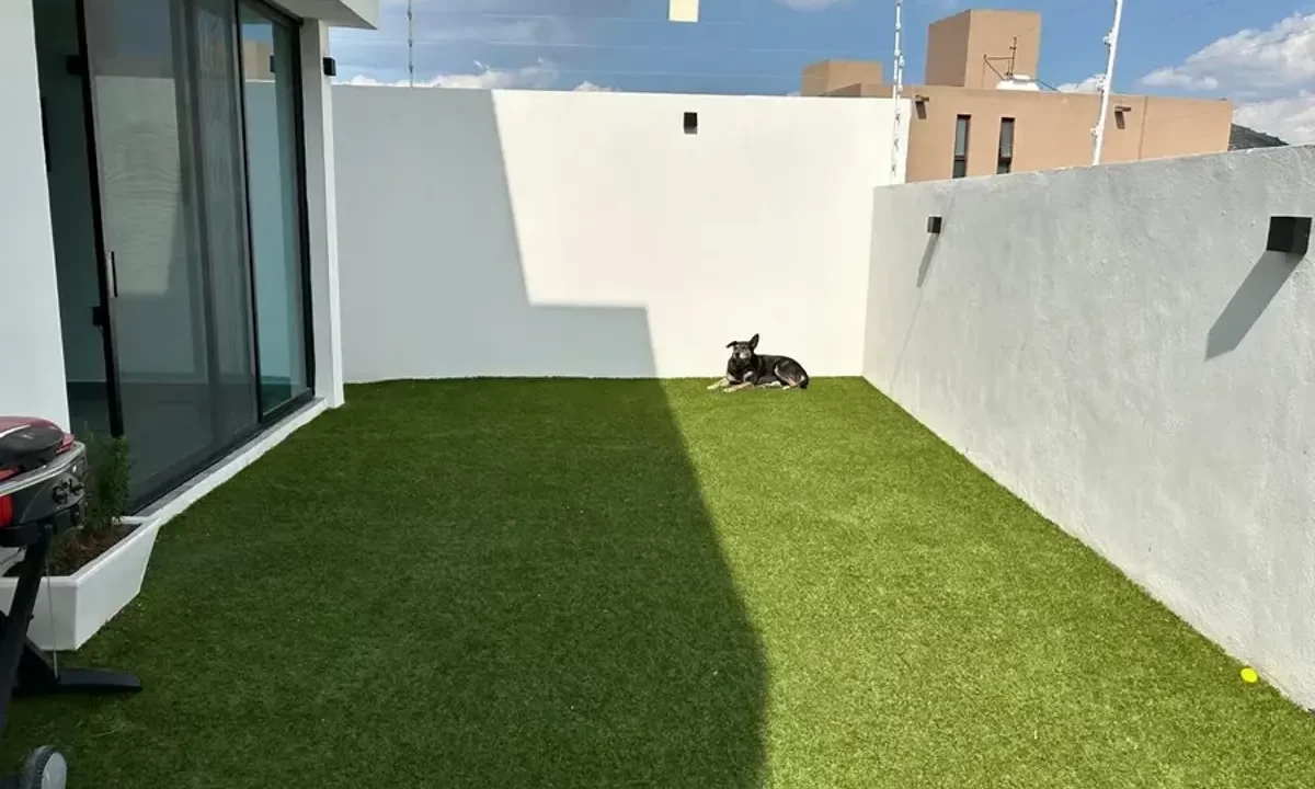Casa en Venta dentro de Fraccionamiento en Juriquilla, Querétaro — img 3